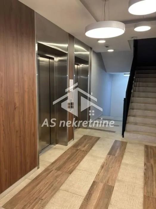 Izdavanje, jednosoban stan, 42m², Novi Beograd Blok 65, Novi Beograd Sve Podlokacije