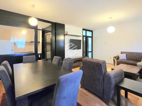 Izdavanje, jednosoban stan, 59m², Blok 5, Podgorica - image 6