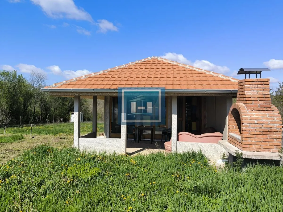 Prodaja, kuća, 44m², Paljane, Ćuprija