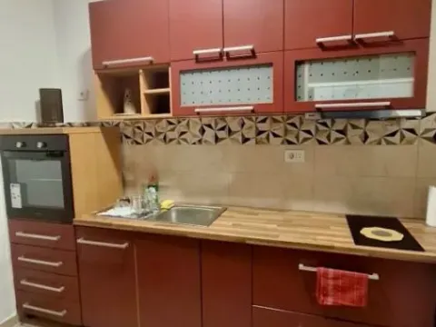 Izdavanje, dvosoban stan, 50m², Zabjelo, Podgorica - image 8