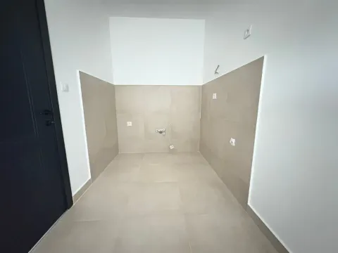 Prodaja, jednosoban stan, 44m², Zagorič, Podgorica - image 4