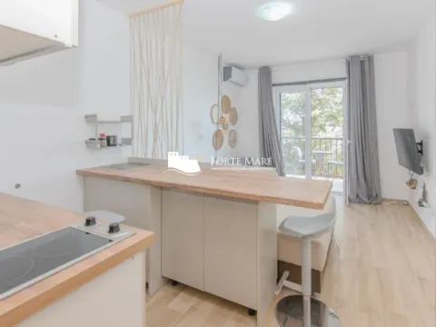 Prodaja, garsonjera, 26m², Njivice, Herceg Novi - image 3