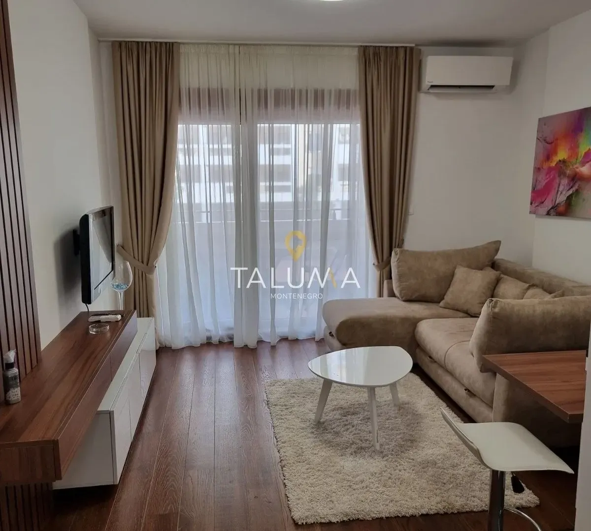 Izdavanje, jednosoban stan, 29m², City Kvart, Podgorica