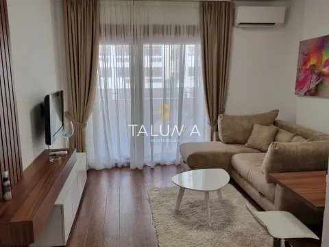 Izdavanje, jednosoban stan, 29m², City Kvart, Podgorica - image 1