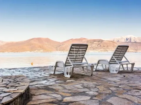 Prodaja, kuća, 314m², Tivat, Crna Gora - image 4