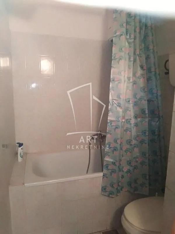 Prodaja, petosoban stan, 111m², Stari Grad, Beograd
