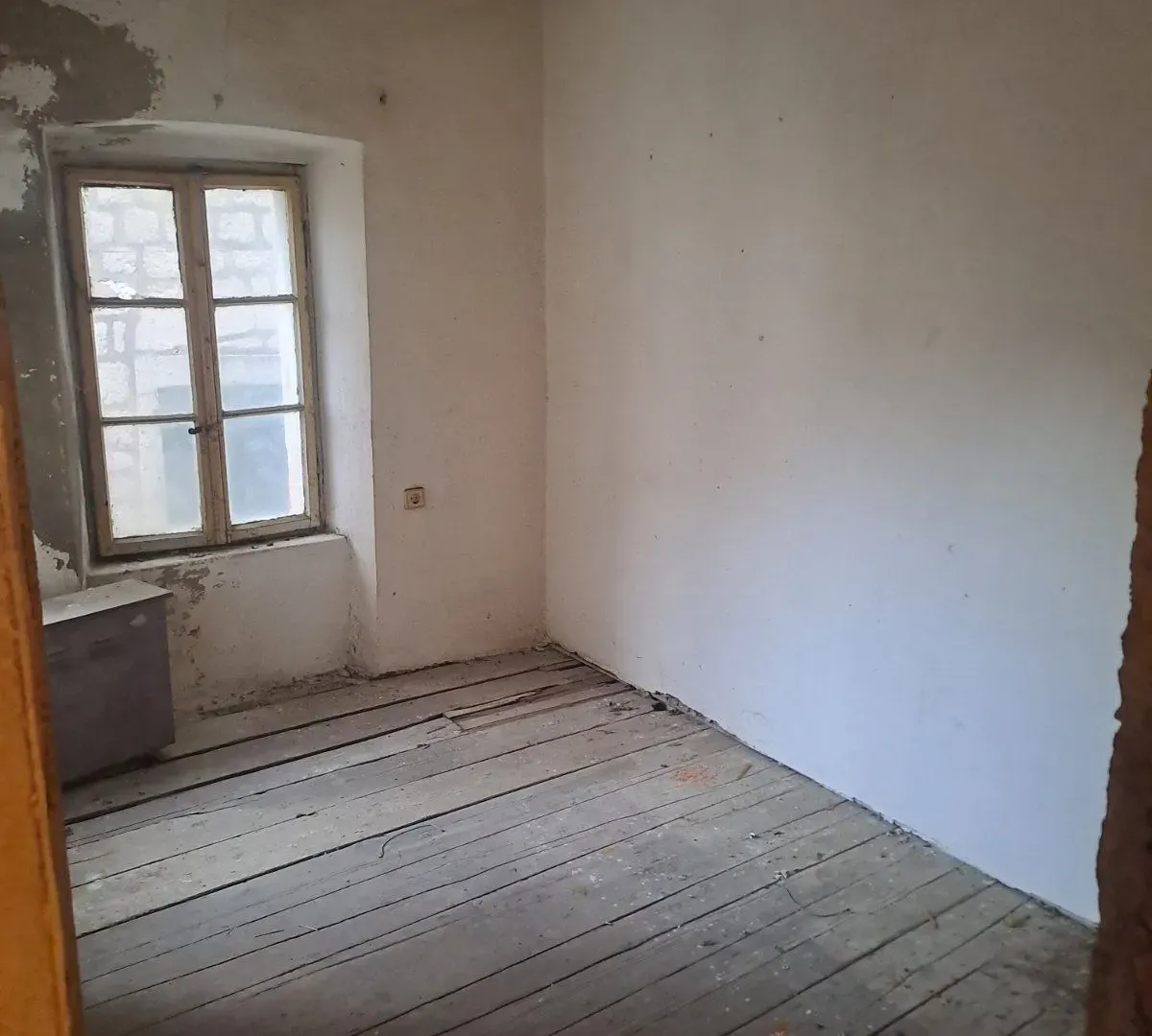 Prodaja, stan, 43m², Kotor, Crna Gora