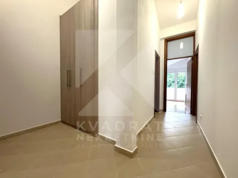 Rent, two bedroom apartment, 72m², Momišići, Podgorica - image 10
