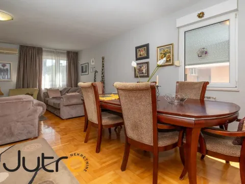 Izdavanje, trosoban stan, 115m², Podgorica, Crna Gora - image 13