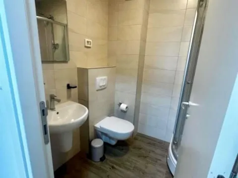 Rent, one bedroom apartment, 45m², City Kej, Podgorica - image 7