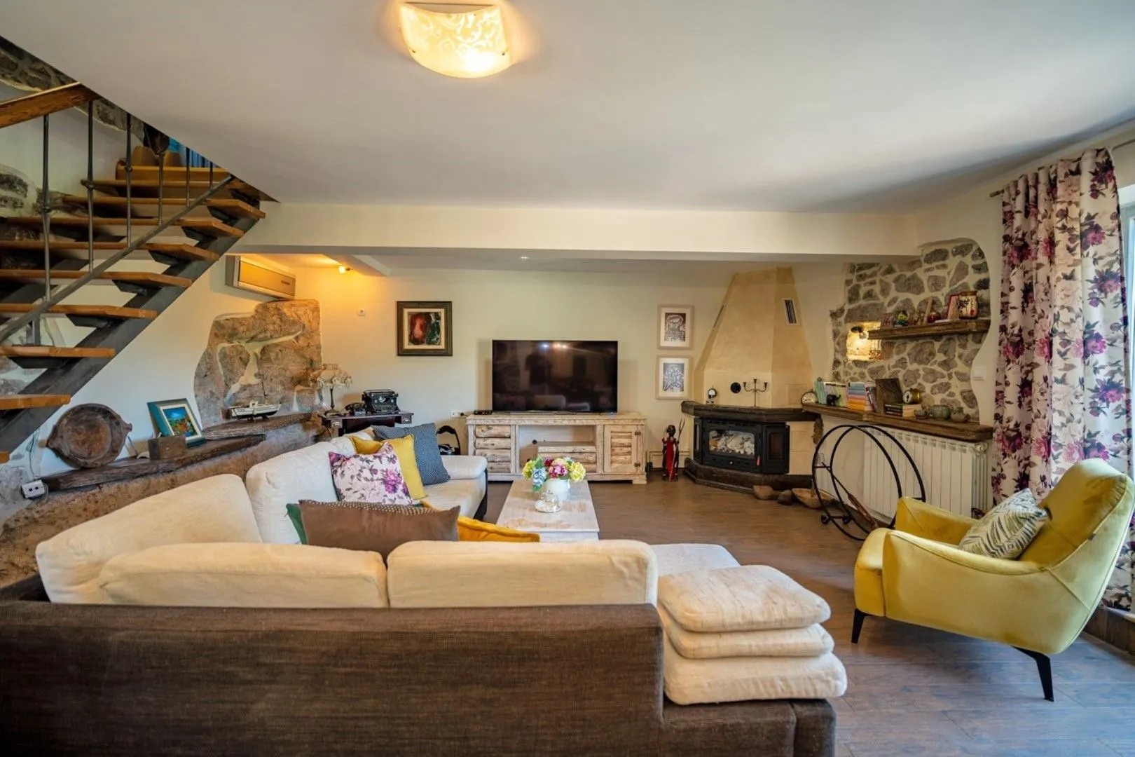 Prodaja, kuća, 170m², Milovići, Tivat