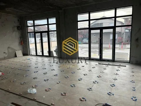 Rent, office space, 140m², Tološi, Podgorica - image 4