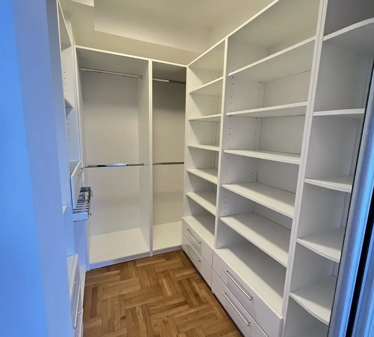 Izdavanje, jednosoban stan, 71m², Stari Aerodrom, Podgorica