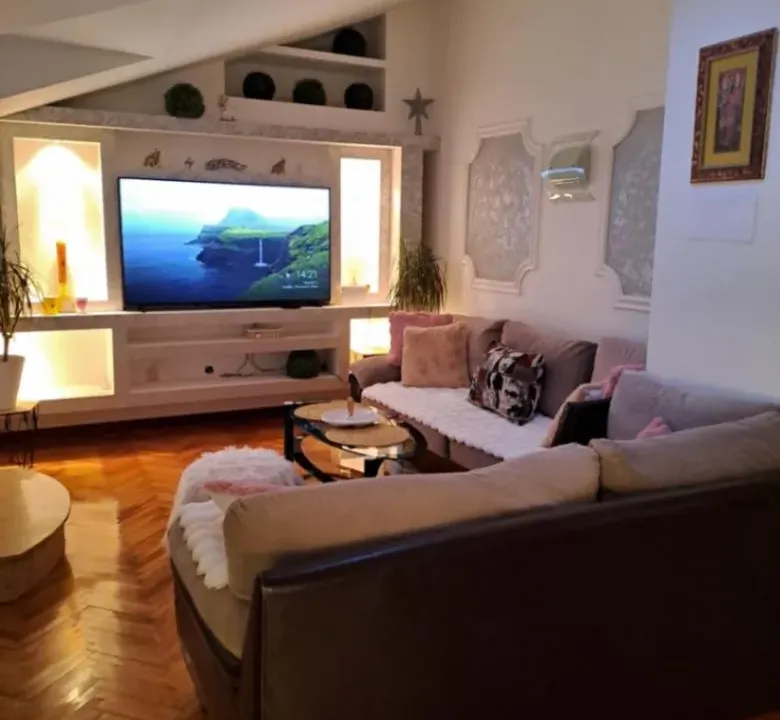 Rent, three bedroom apartment, 100m², Tivat, Crna Gora