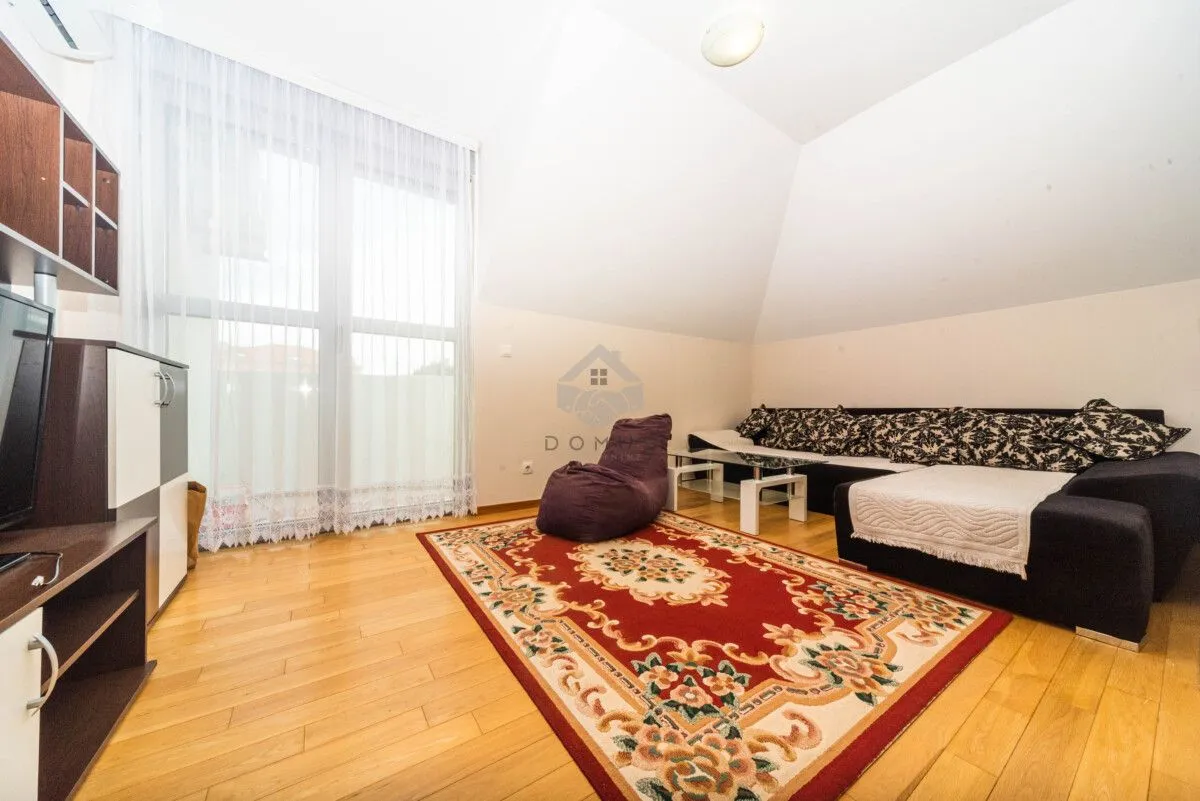 Rent, one bedroom apartment, 54m², Gorica C, Podgorica