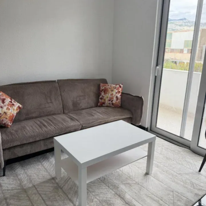 Rent, one bedroom apartment, 42m², Polje, Bar