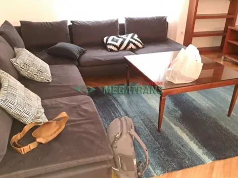 Izdavanje, četvorosoban stan, 98m², Centar, Novi Sad - image 3