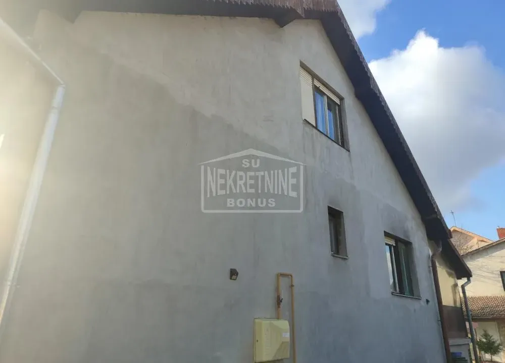 Prodaja, kuća, 123m², Ker, Subotica