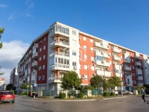 Izdavanje, jednosoban stan, 55m², Ljubović, Podgorica - image 6