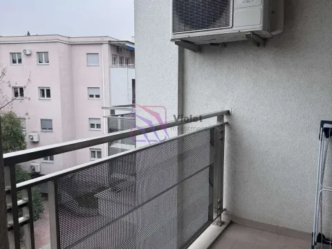 Rent, one bedroom apartment, 44m², Gorica C, Podgorica - image 11