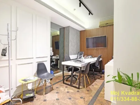 Izdavanje, poslovni prostor, 240m², Stari Grad, Beograd - image 8