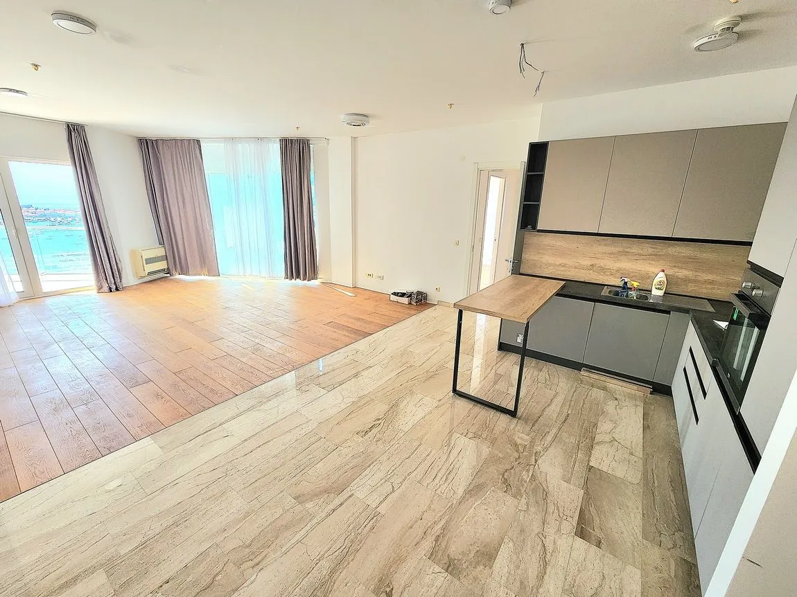 Sale, two bedroom apartment, 104m², Centar, Budva