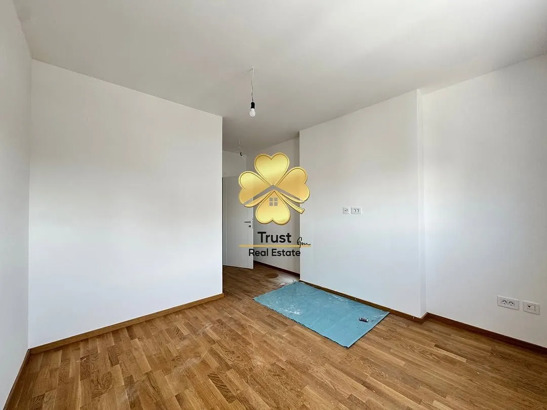 Prodaja, trosoban stan, 106m², Stari Aerodrom, Podgorica