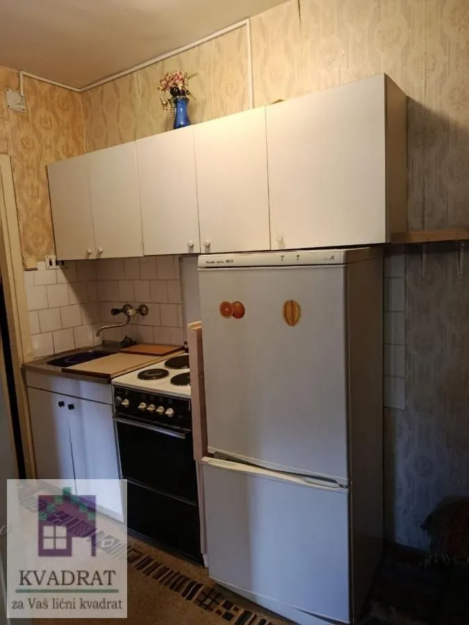 Izdavanje, jednosoban stan, 33m², Obrenovac, Beograd