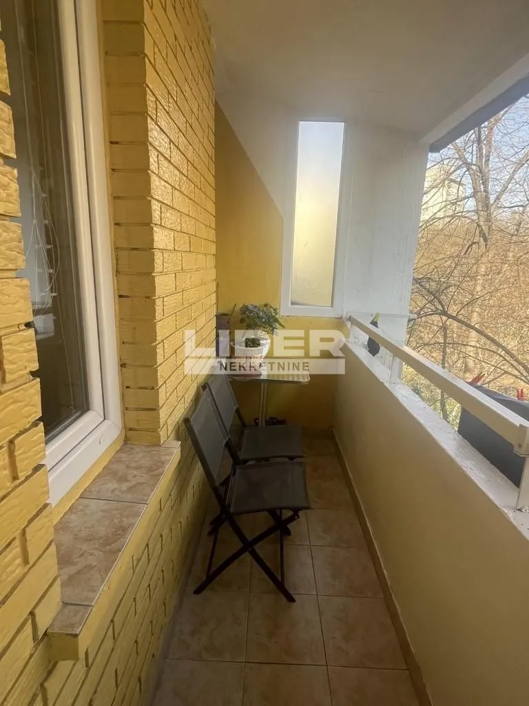Prodaja, dvosoban stan, 67m², Novi Beograd Blok 37, Novi Beograd Sve Podlokacije