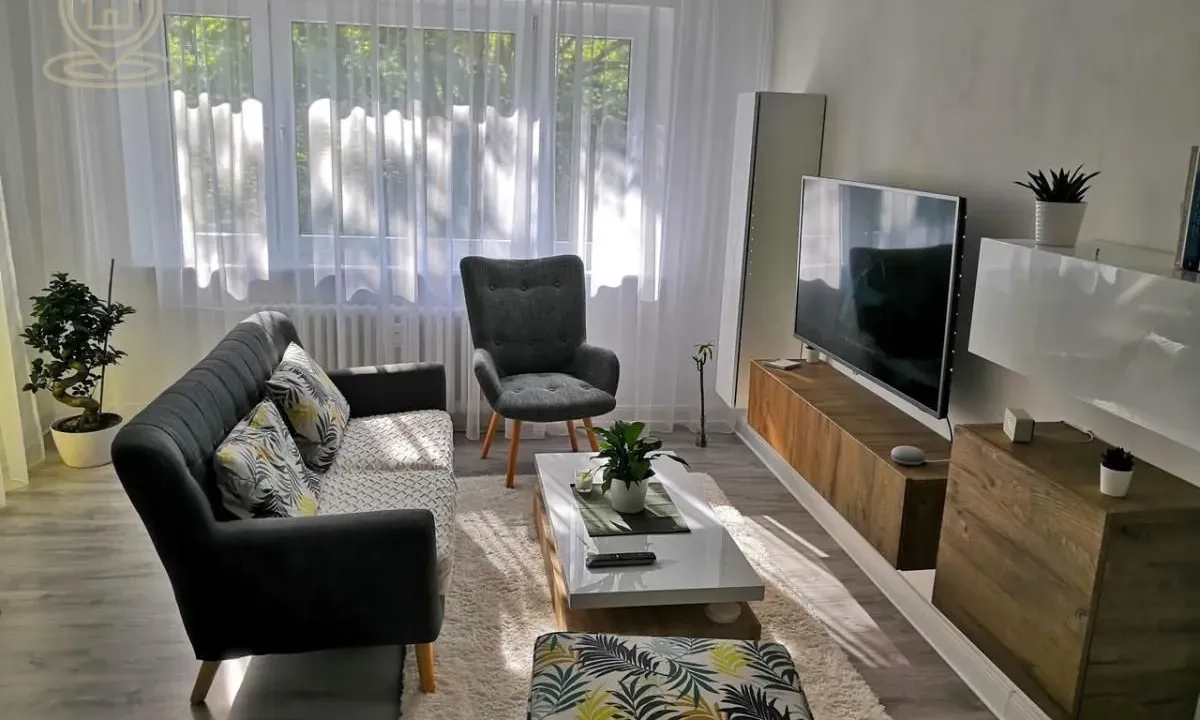 Prodaja, dvosoban stan, 58m², Centar, Kragujevac