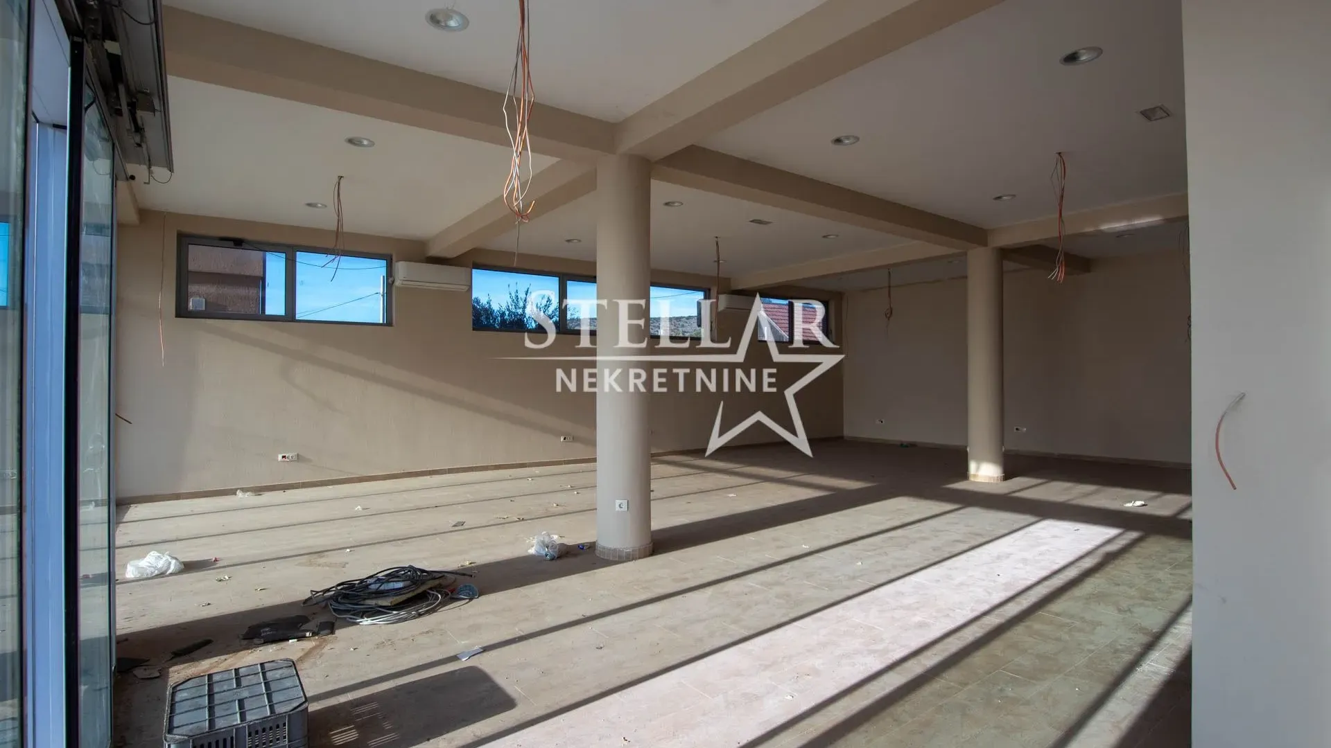 Rent, office space, 386m², Gornja Gorica, Podgorica