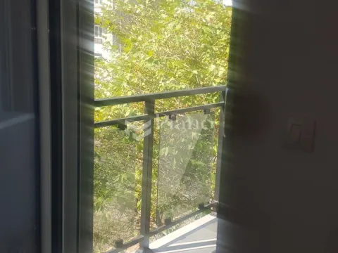 Izdavanje, dvosoban stan, 55m², Blok 6, Podgorica - image 11