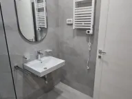 Izdavanje, dvosoban stan, 72m², Central Point, Podgorica - image 10