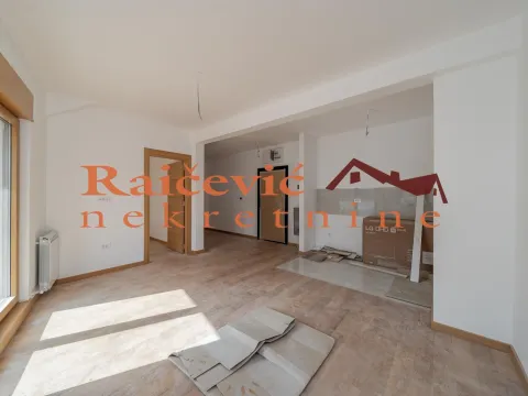 Sale, three bedroom apartment, 69m², Trošarina, Voždovac Sve Podlokacije - image 5