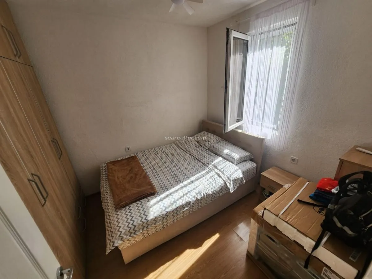 Prodaja, dvosoban stan, 48m², Dobrota, Kotor