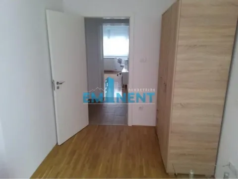 Rent, three bedroom apartment, 59m², Slavija, Vračar Sve Podlokacije - image 12