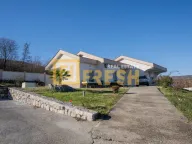 Rent, house, 250m², Ostalo, Podgorica - image 1