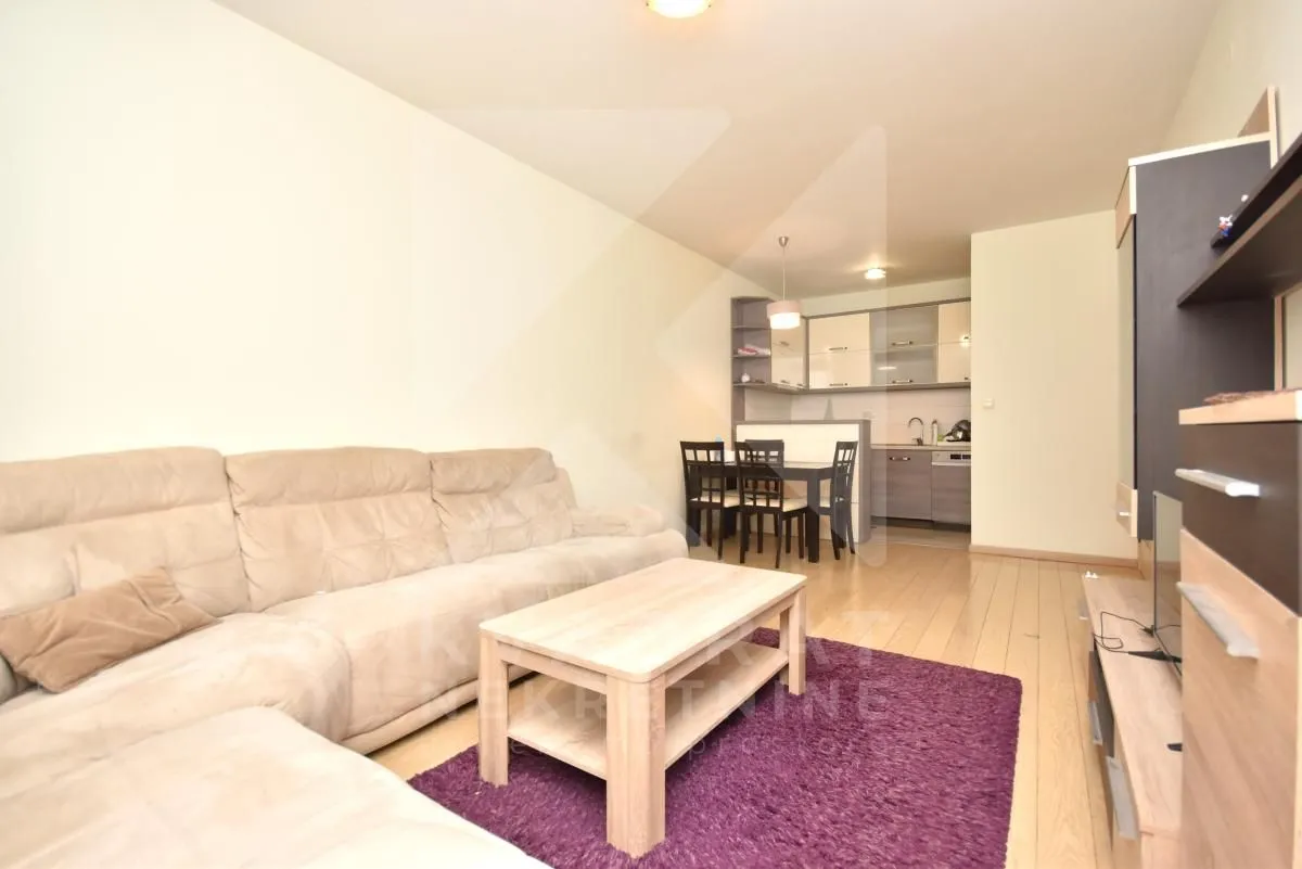 Izdavanje, jednosoban stan, 46m², City Kvart, Podgorica
