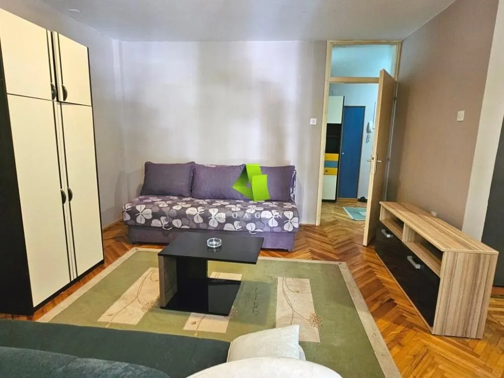 Prodaja, jednosoban stan, 38m², Medijana, Niš