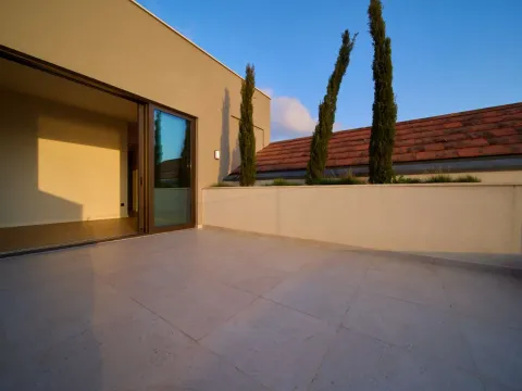 Prodaja, jednosoban stan, 81m², Porto Montenegro, Tivat - image 9