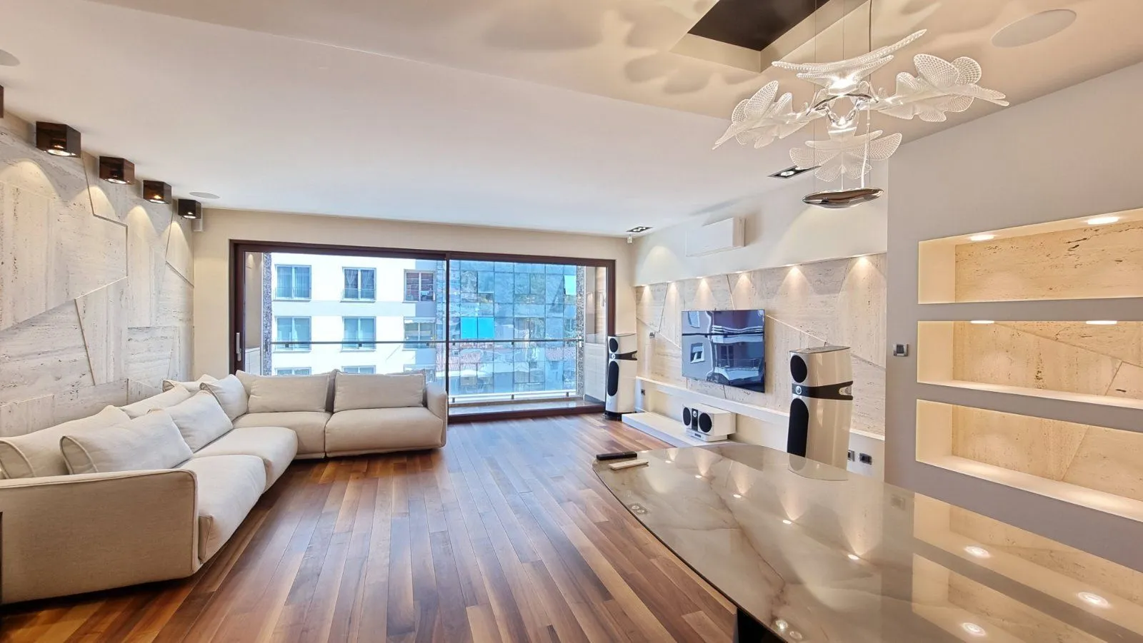 Sale, three bedroom apartment, 313m², Budva, Crna Gora