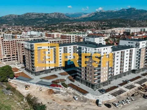 Sale, office space, 370m², Stari Aerodrom, Podgorica - image 2