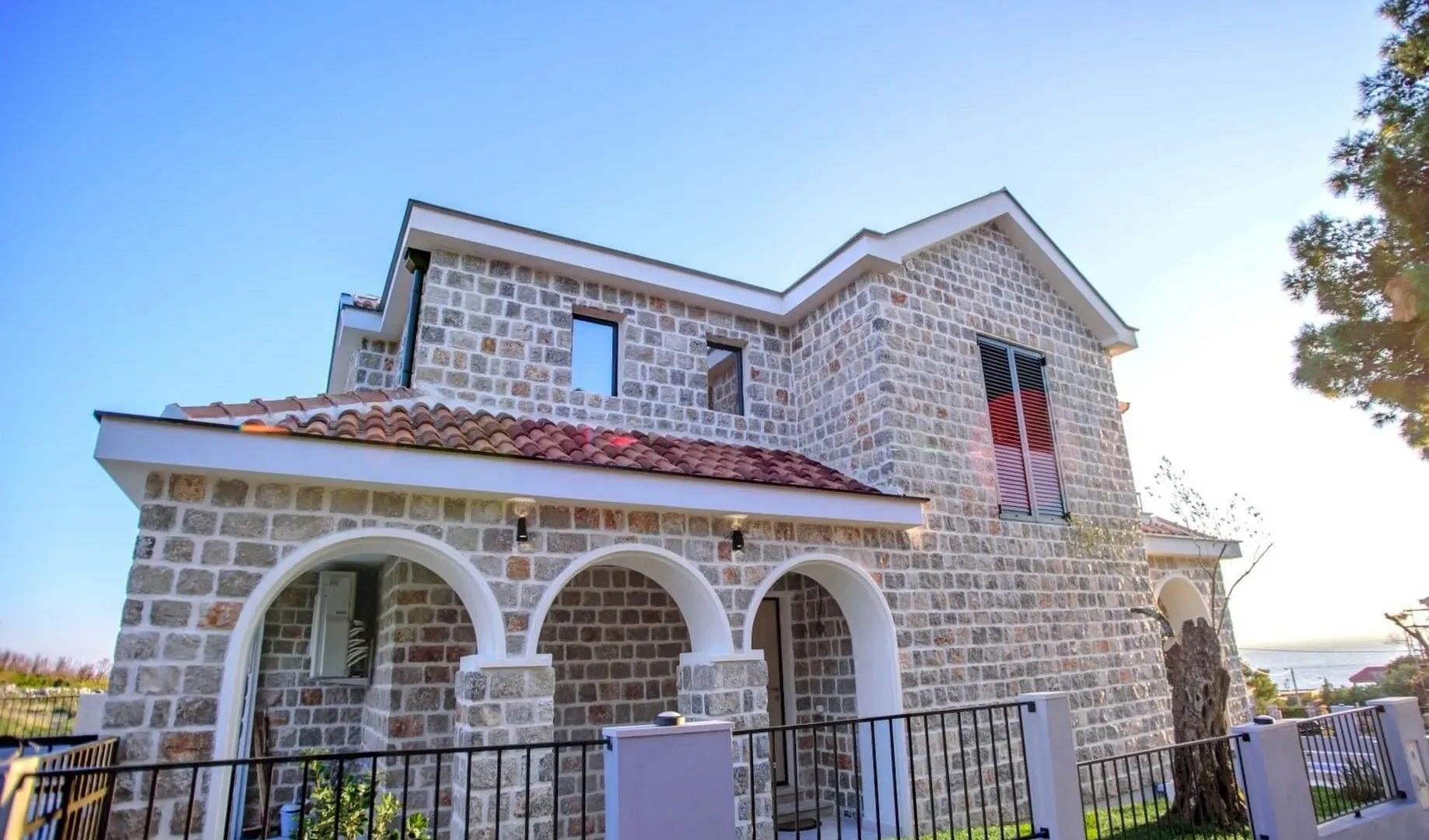 Sale, house, 320m², Kotor, Crna Gora
