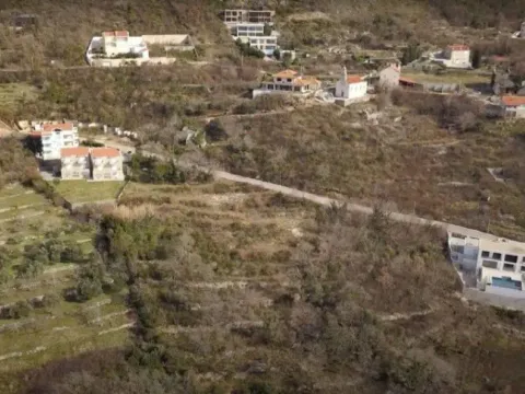 Sale, land lot, 2300m², Blizikuće, Budva