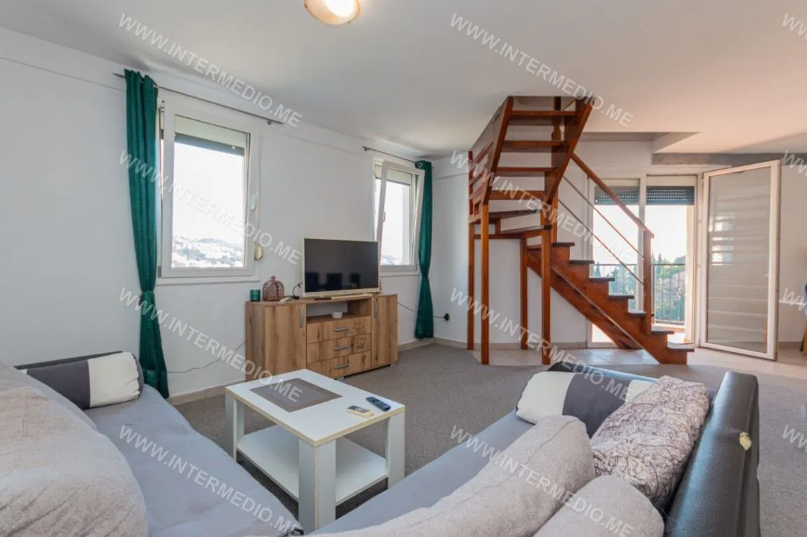 Prodaja, dvosoban stan, 89m², Igalo, Herceg Novi