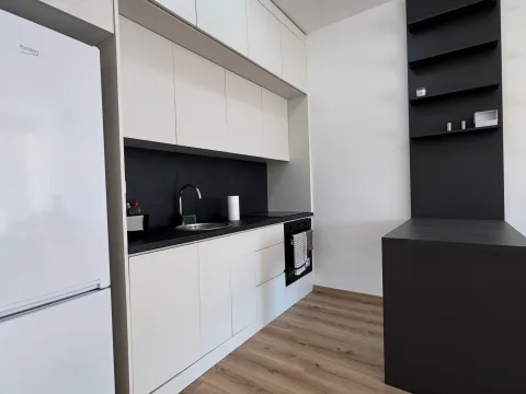 Prodaja, jednosoban stan, 47m², Velika Plaža, Ulcinj - image 3