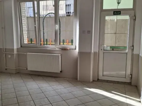 Rent, office space, 160m², Grbavica, Novi Sad Sve Podlokacije - image 13