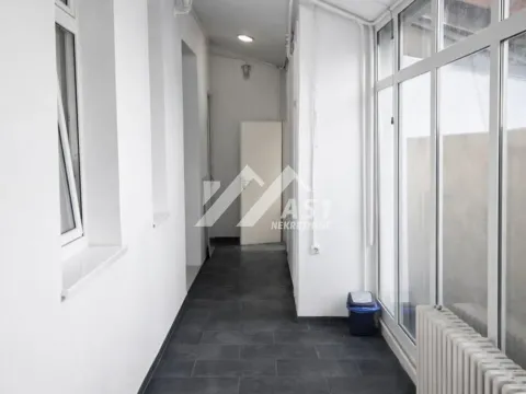 Izdavanje, poslovni prostor, 275m², Novi Sad Sve Podlokacije, Novi Sad - image 8