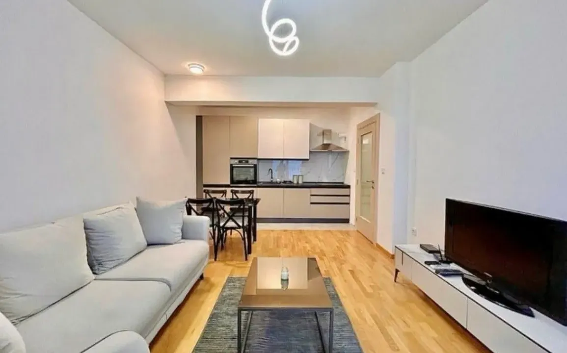 Izdavanje, jednosoban stan, 49m², Stara Varoš, Podgorica