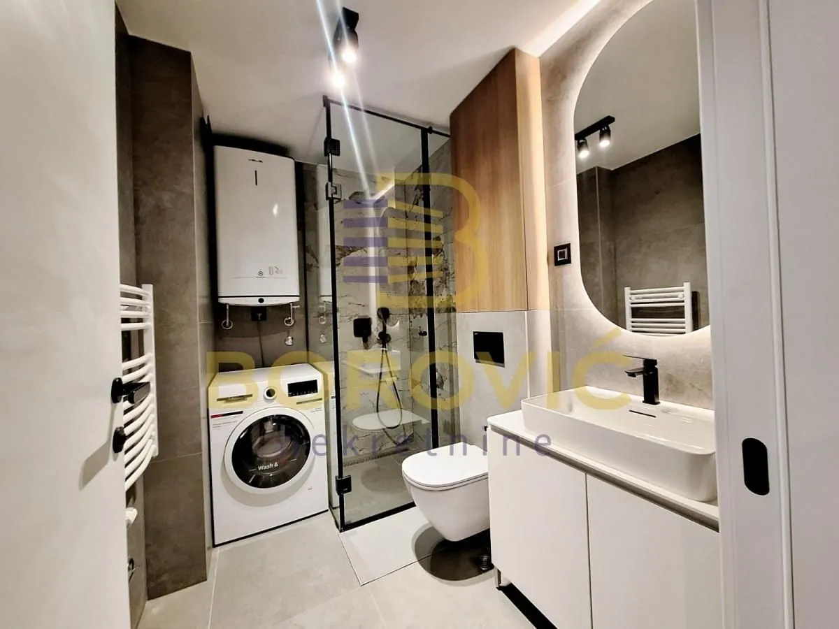 Izdavanje, dvosoban stan, 62m², Crveni Krst, Beograd